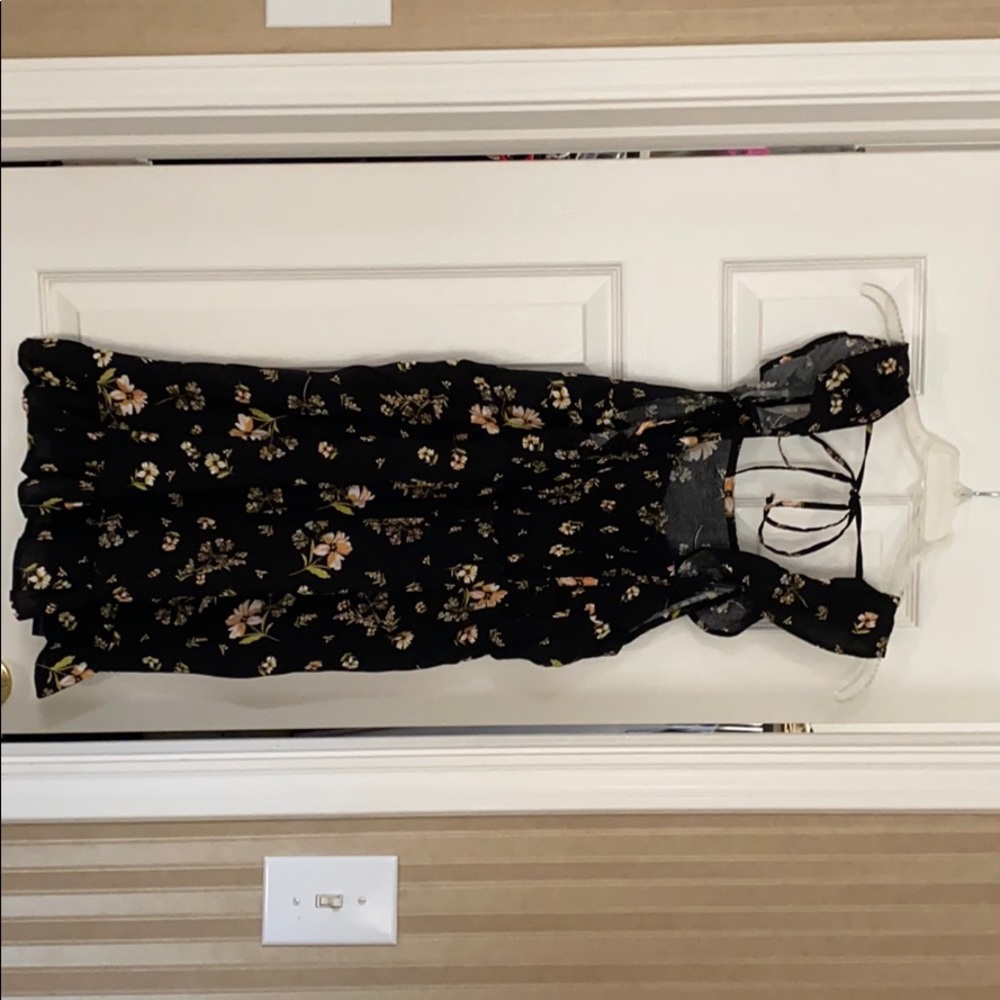 Dress - Picture 2 of 2
